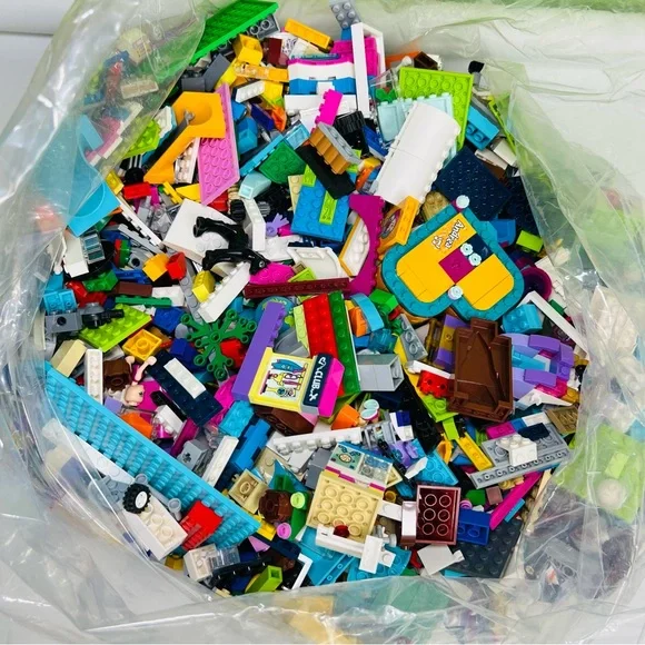 Huge lot bulk of legos Lego parts approx 10LB - Picture 3 of 4